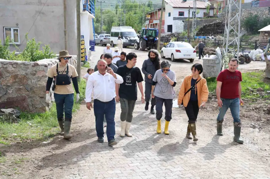 Türk ve Japon bilim adamları Sivas ve çevresinde ölümcül kenelerle ilgili bilimsel saha çalışması başlattı