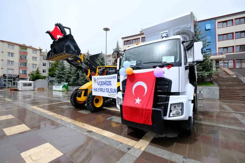 Akdağmadeni Belediyesi araç parkına 11 milyon liralık takviye