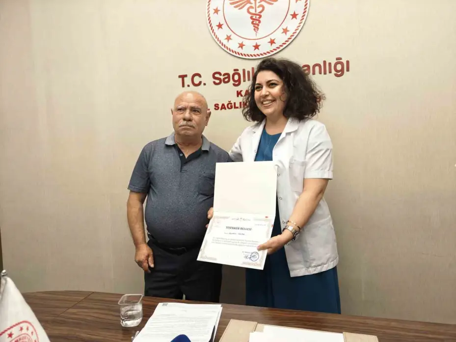 Sigara ile vedalaştılar, teşekkür belgelerini aldılar