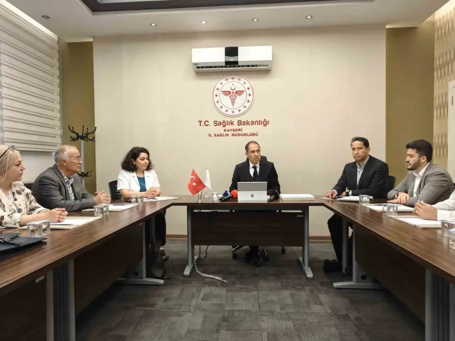 Sigara ile vedalaştılar, teşekkür belgelerini aldılar