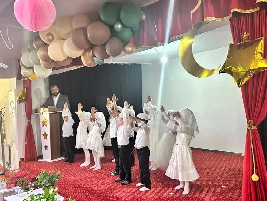 Alpu’da 4 -6 yaş Kur’an kursunda mezuniyet heyecanı