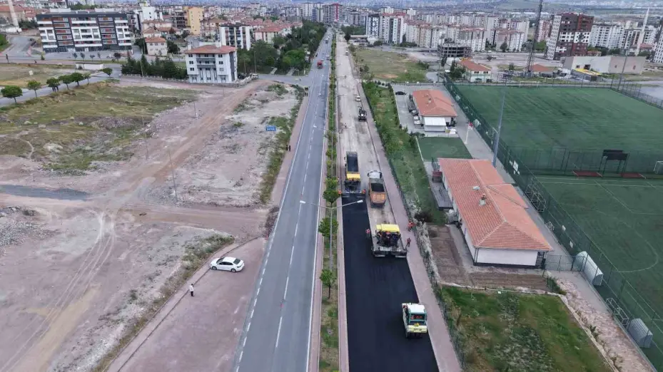 Büyükşehirin Erkilet’teki 36 milyon TL’lik yol yenileme çalışması başladı