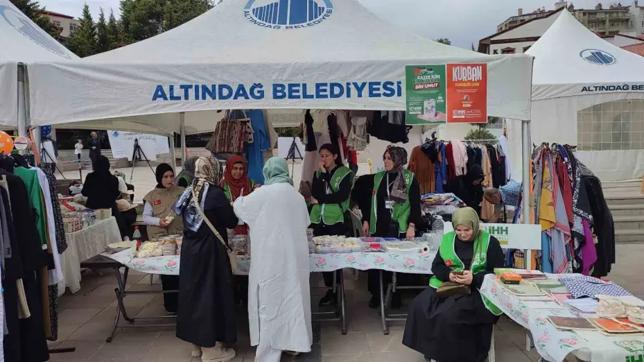 Ankara’da Gazzeli kadın ve çocuklar için yardım sergisi düzenlendi