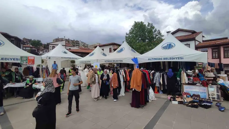 Ankara’da Gazzeli kadın ve çocuklar için yardım sergisi düzenlendi