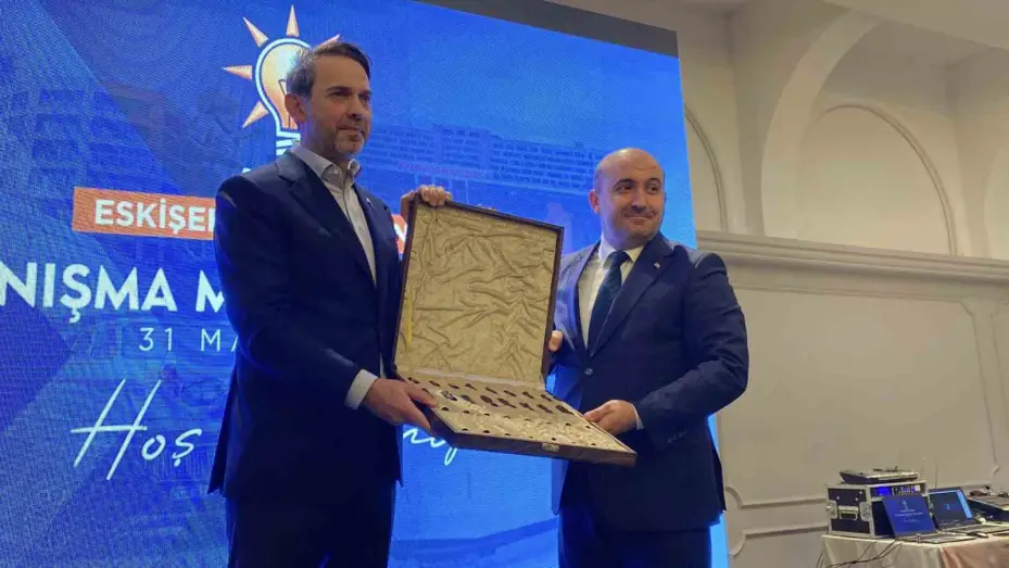 Bakan Bayraktar: "Akkuyu’da dünyanın en büyük nükleer enerji şantiyesi yatırımı devam ediyor"