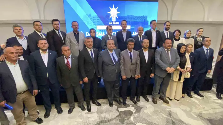 Bakan Bayraktar: "Akkuyu’da dünyanın en büyük nükleer enerji şantiyesi yatırımı devam ediyor"