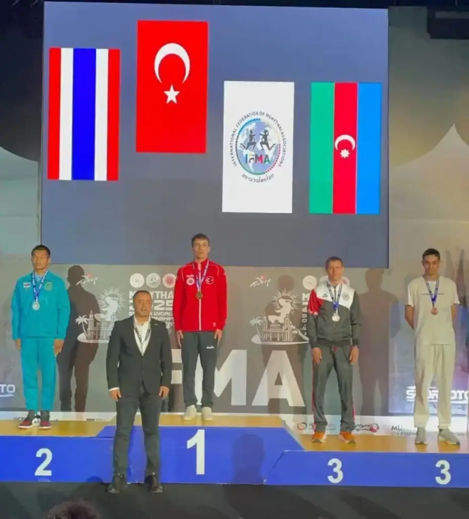 Kayserili Muaythaiciler dünya derecelerine imza attı