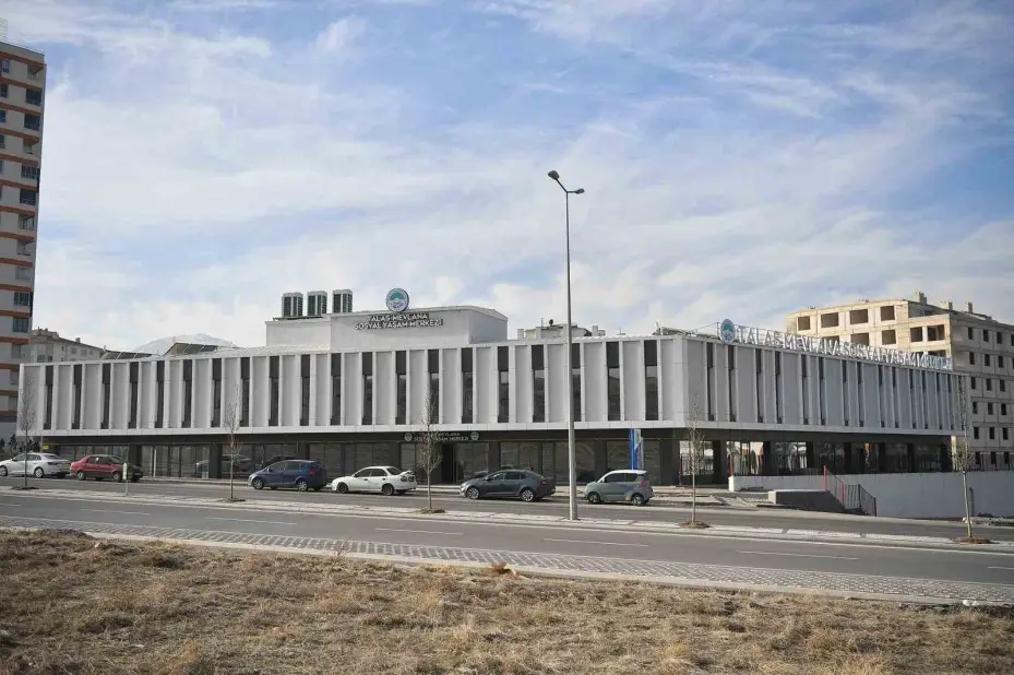Talas Mevlana Sosyal Yaşam Merkezi hizmete açılıyor