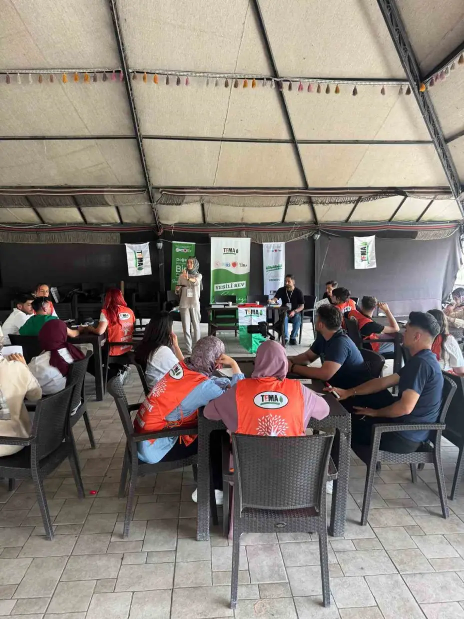 Genç gönüllüleri iklim farkındalığı ve eylem kampı düzenledi