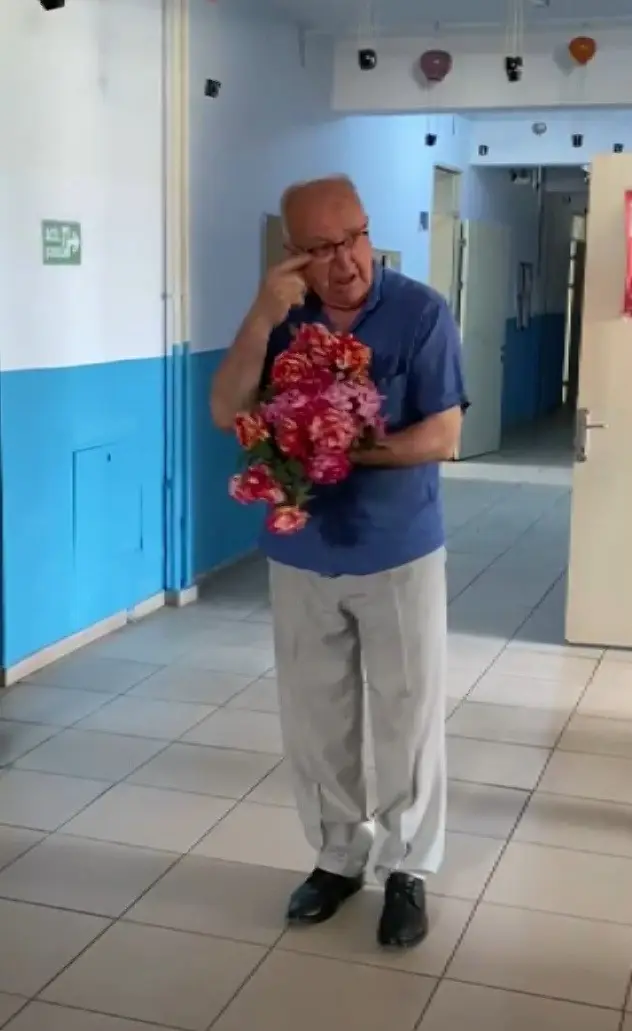 Emekliye ayrılacak okul müdürünü şaşırtan tören