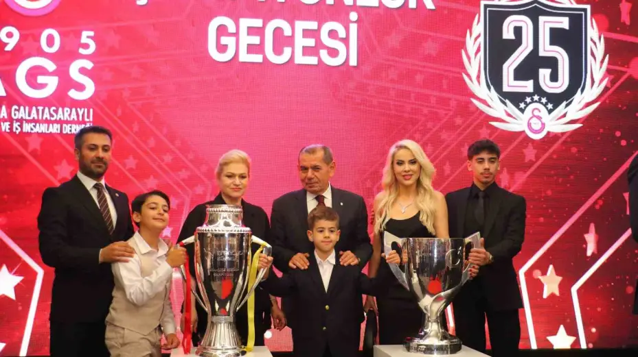 Galatasaray’ın 25. şampiyonluğu Ankara’da kutlandı