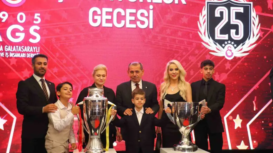 Galatasaray’ın 25. şampiyonluğu Ankara’da kutlandı
