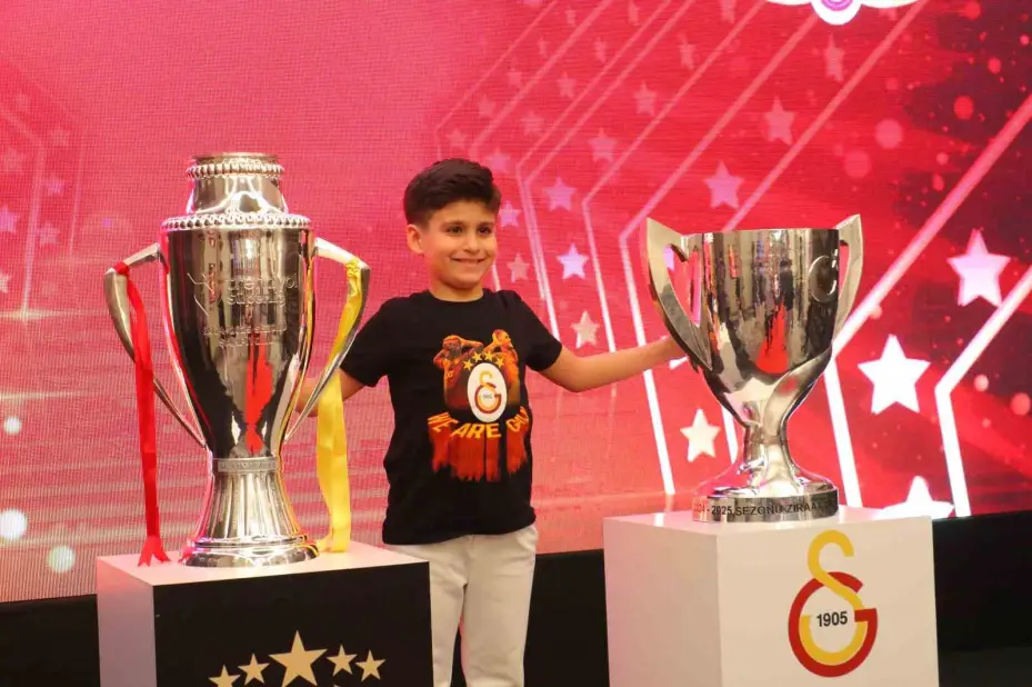 Galatasaray’ın 25. şampiyonluğu Ankara’da kutlandı