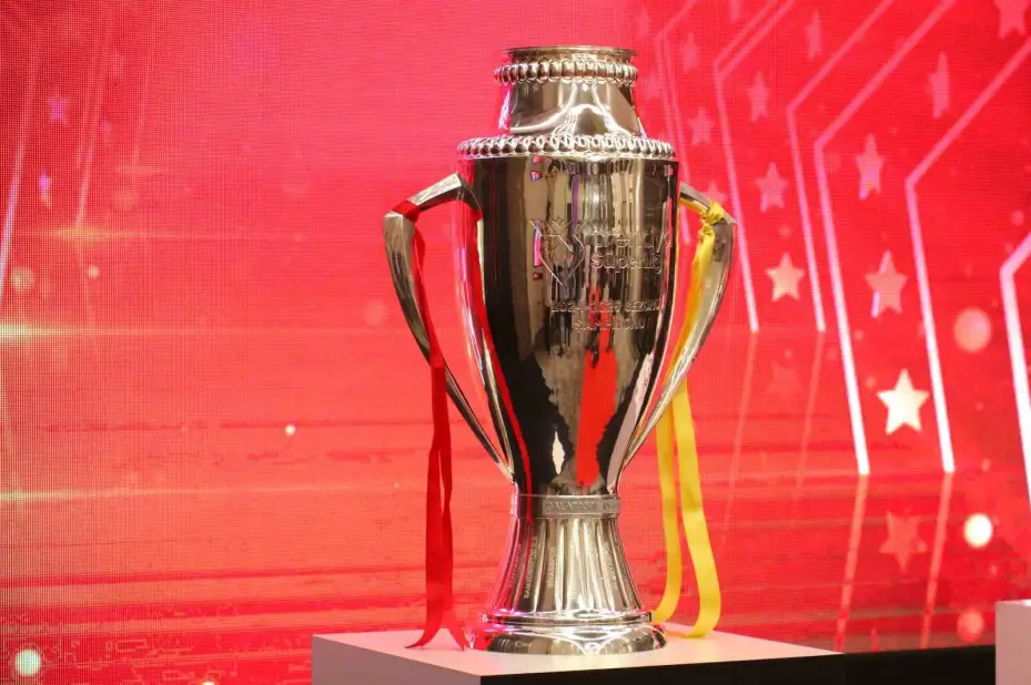 Galatasaray’ın 25. şampiyonluğu Ankara’da kutlandı