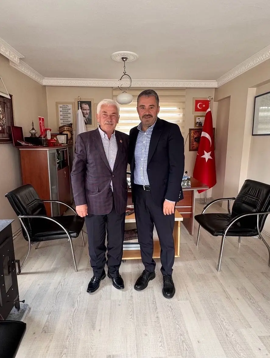 Pursaklar Belediye Başkanı Çetin’den muhtarlara bayram ziyareti