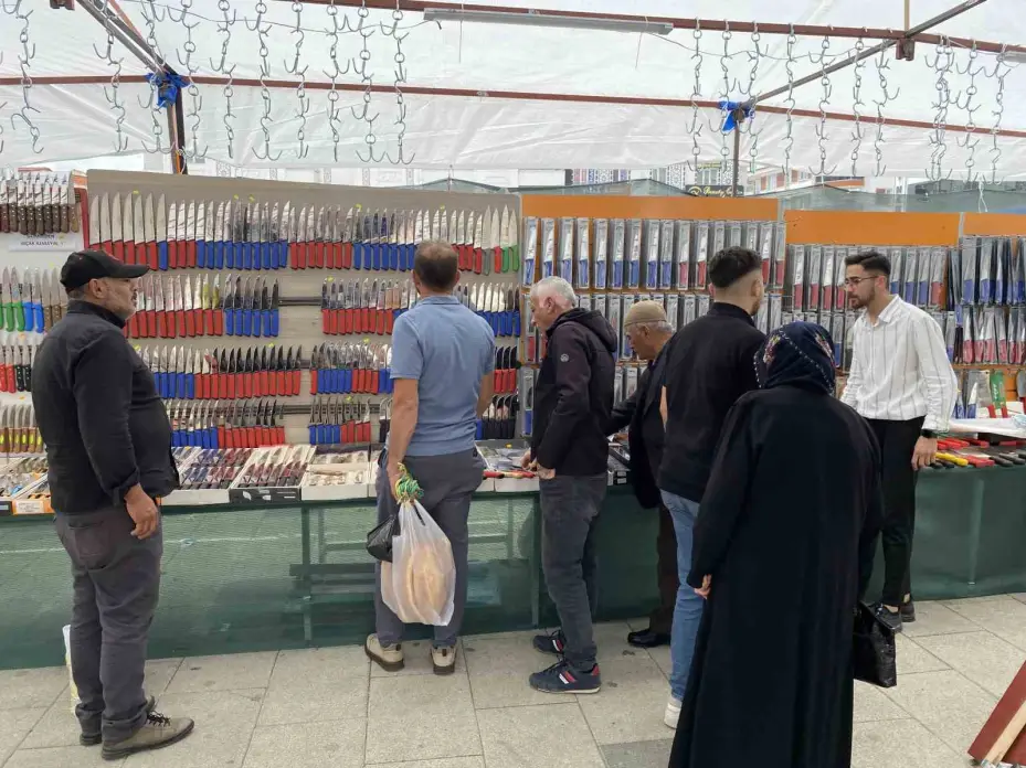 Amacına uygun kullanılmayan bıçaklar yaralanmalara neden oluyor