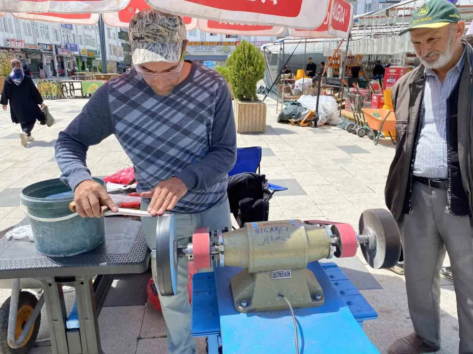 Amacına uygun kullanılmayan bıçaklar yaralanmalara neden oluyor