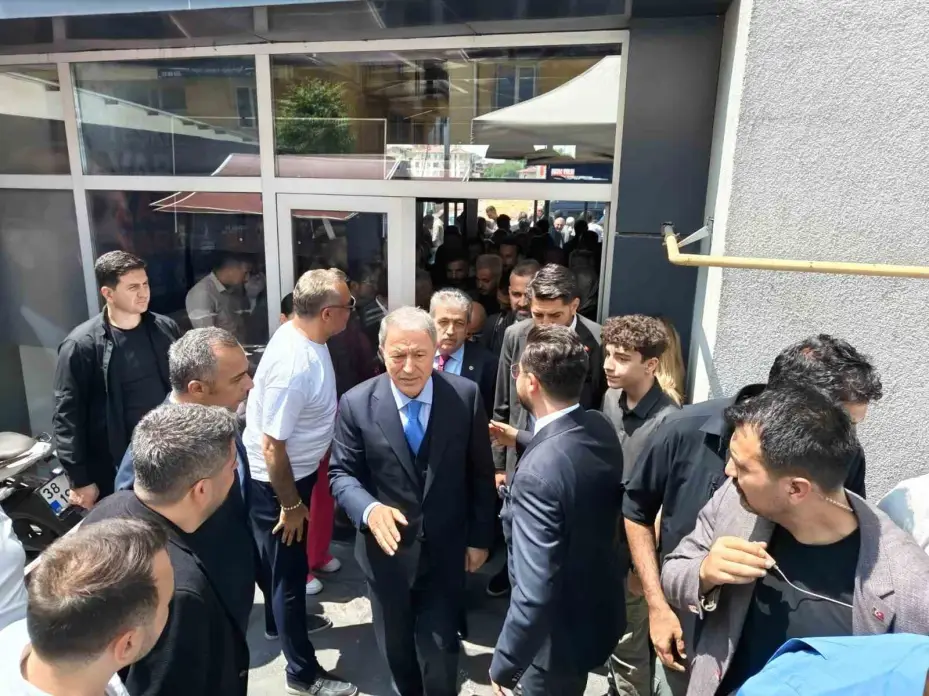 AK Parti’de bayramlaşma