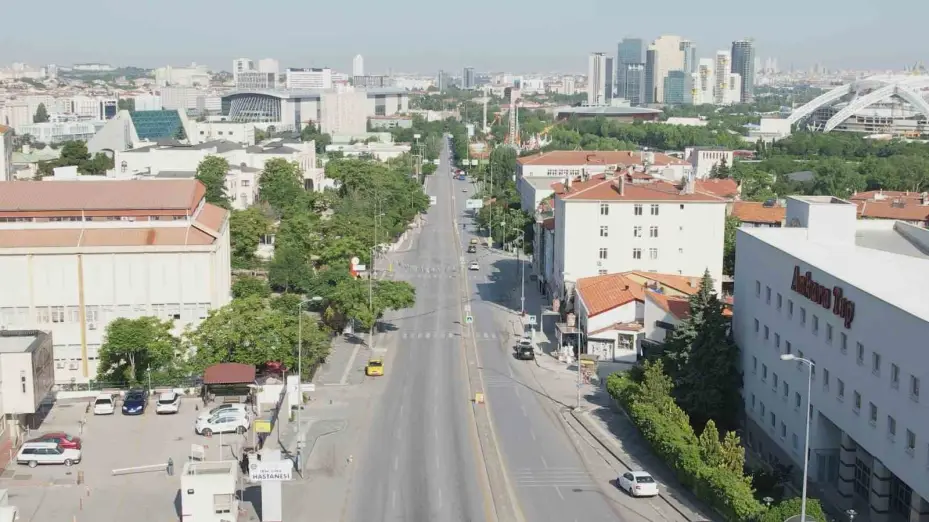 Kurban Bayramında Ankara sokakları boş kaldı