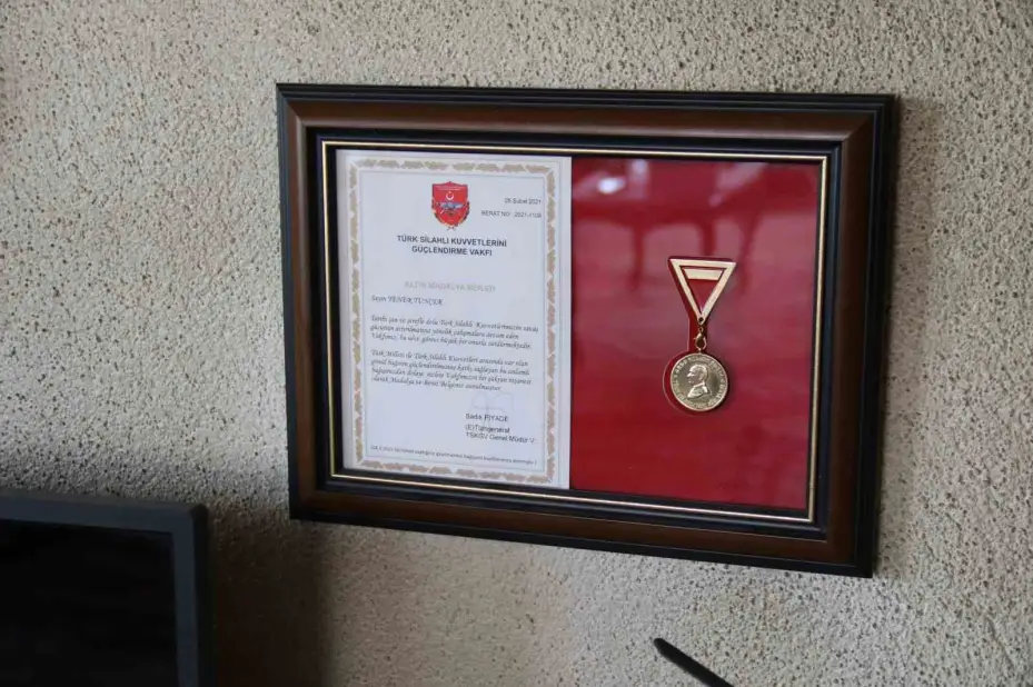 Yener amcadan milli silahlar için 15 milyonluk bağış