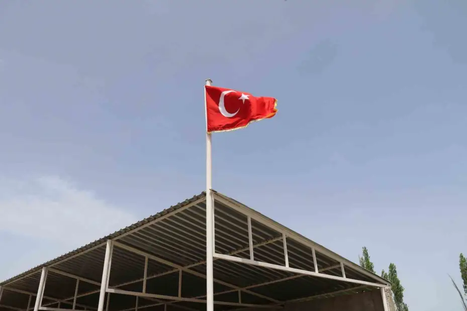 Yener amcadan milli silahlar için 15 milyonluk bağış