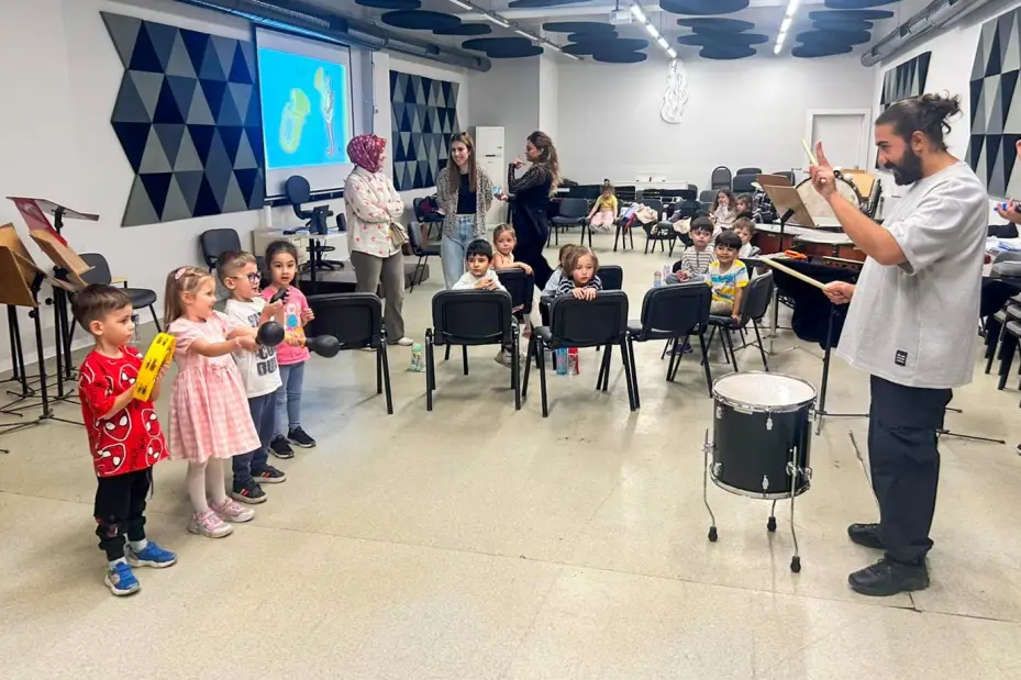 Bu yıl 277 çocuk enstrümanları tanıdı