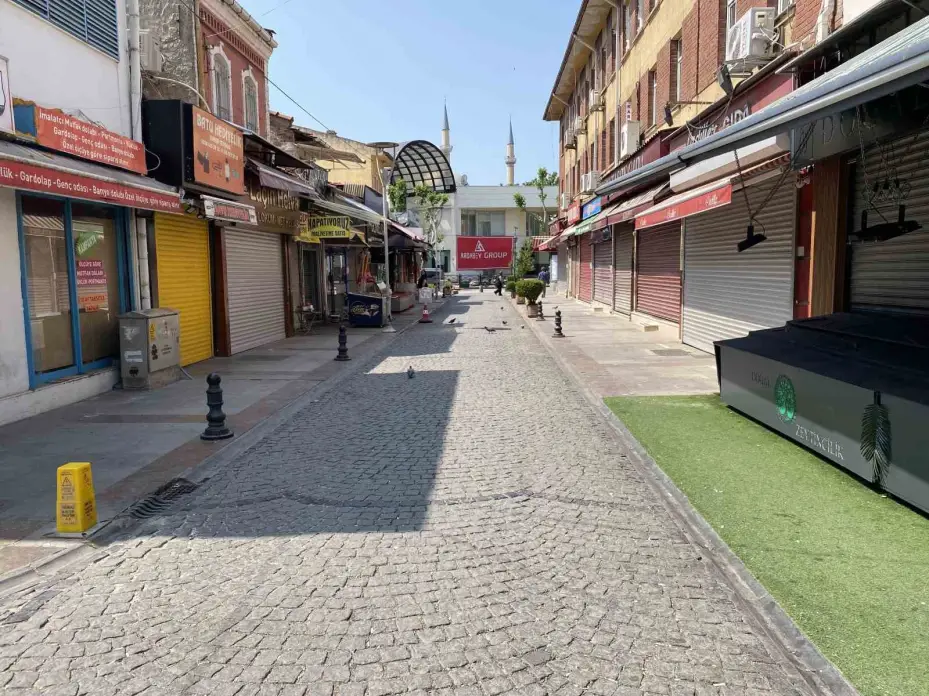 Kurban Bayramı’nın 3’üncü gününde çarşı sokakları boş kaldı