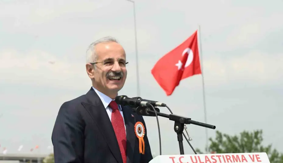 Bakan Uraloğlu: "Hayata geçirdiğimiz her iki uygulamada da Mozart’ın Türk Marşı çalıyor, sırada Mehter Marşı var"