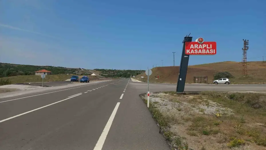 Yozgat’taki bu yol tehlike saçıyor, kasaba halkı çözüm bekliyor