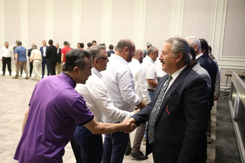 Başkan Palancıoğlu; personel ile bayramlaştı