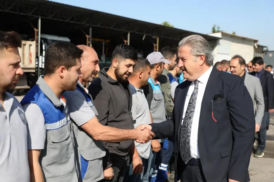 Başkan Palancıoğlu; personel ile bayramlaştı