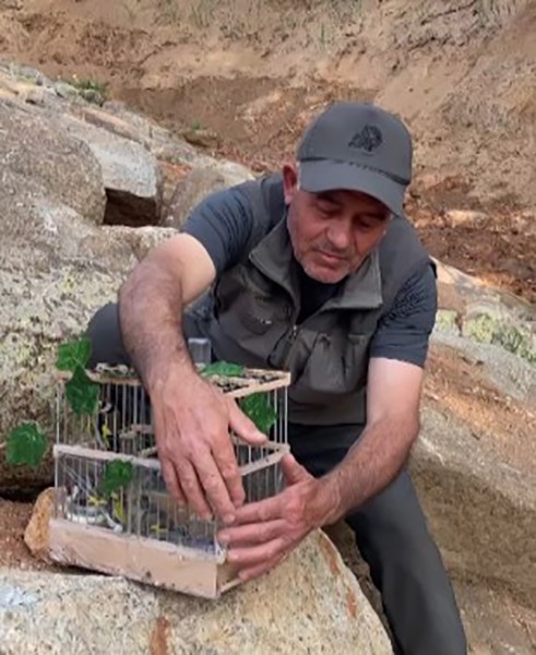 Kırşehir’de saka kuşu avcılarına operasyon: 2 kişi yakalandı