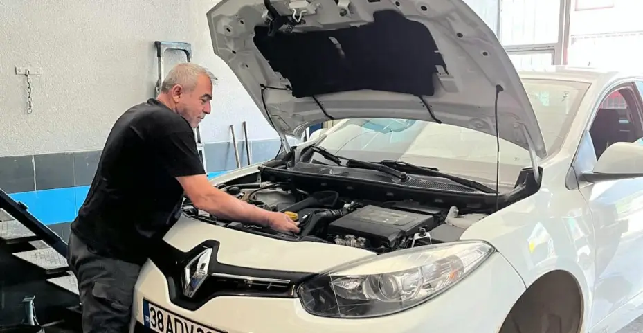 Develi sanayisinden 50 yıllık motor ustası ’Yılın Ahisi’ seçildi