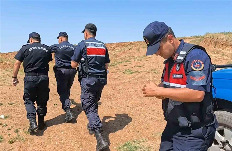 Kayıp genç dağda ağır yaralı bulundu