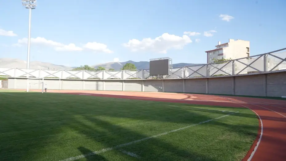 Niğde yenilenen stadyumuna kavuşuyor