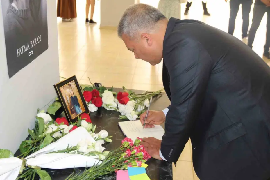 Acı tesadüf; çarpışan iki aracın birinde öğrencisini kaybetti, diğerinde yakını ağır yaralandı