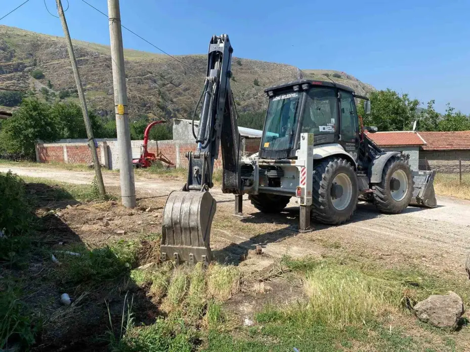 İnönü’de sokak iyileştirme ve çevre düzenleme çalışmaları