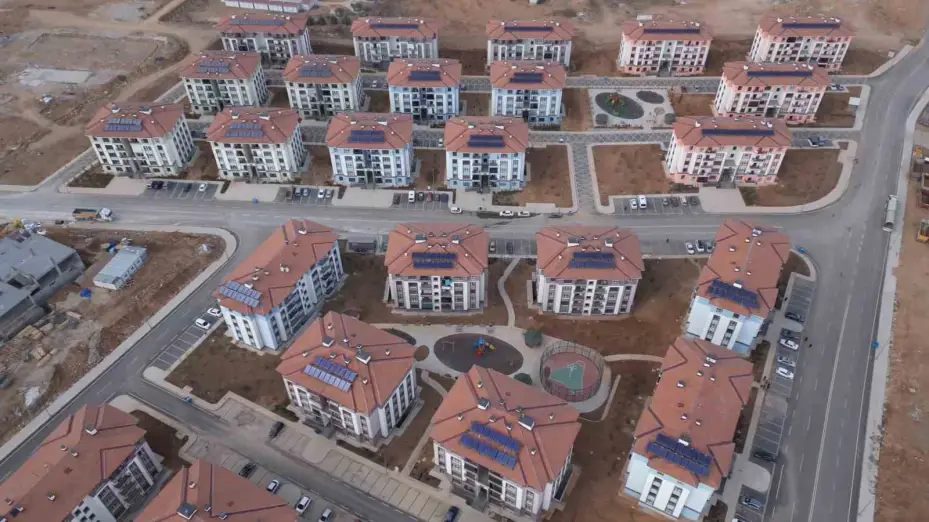 Bakan Kurum, Malatya’da tamamlanan konutları paylaştı