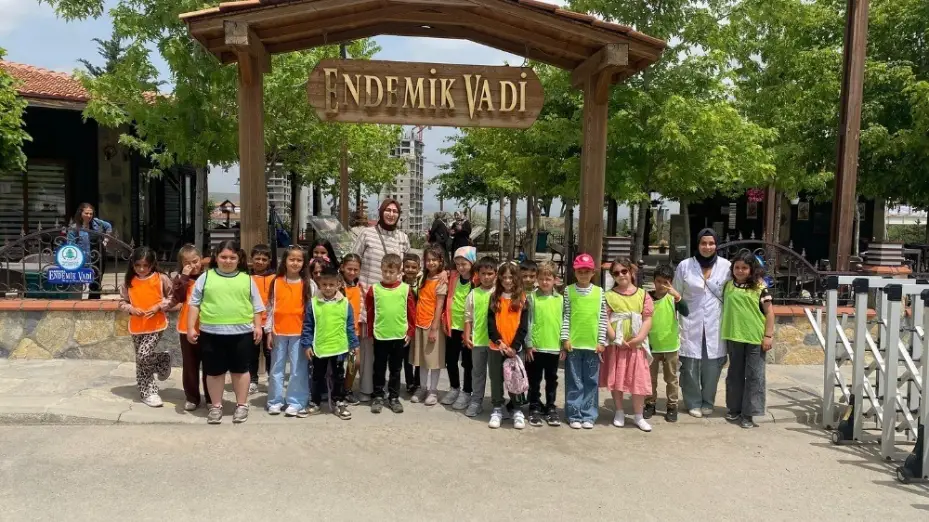 Endemik Vadi öğrencilerin yoğun ilgisiyle karşılaşıyor