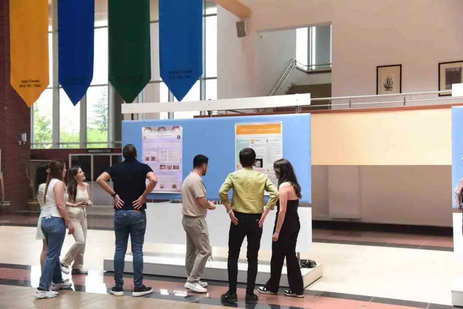 SBF’den "Dudak Damak Yarıkları ve Kraniyofasiyel Anomaliler Poster Sunum" etkinliği