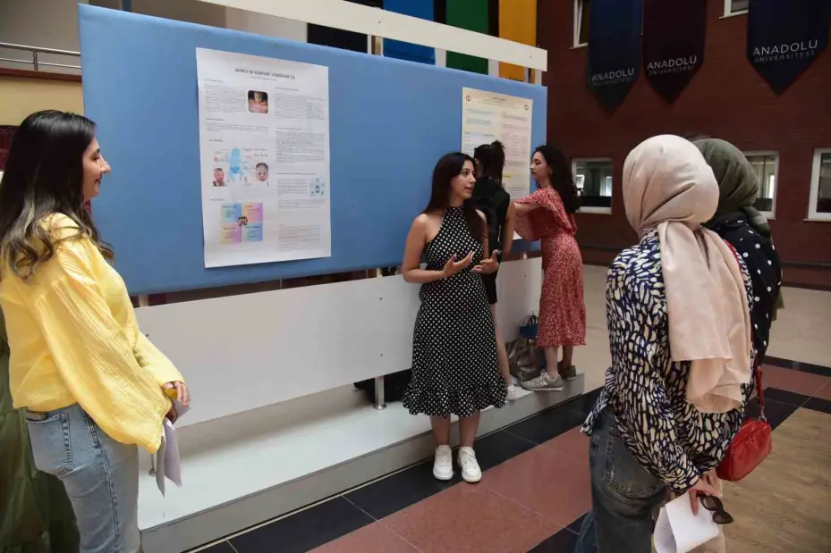 SBF’den "Dudak Damak Yarıkları ve Kraniyofasiyel Anomaliler Poster Sunum" etkinliği