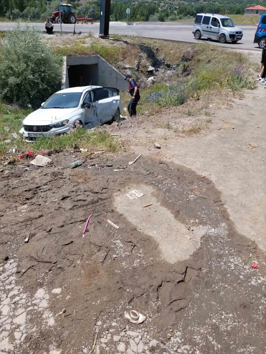 3 gün önce yetkililere seslenmişlerdi aynı yerde yine kaza oldu 6 kişi yaralandı