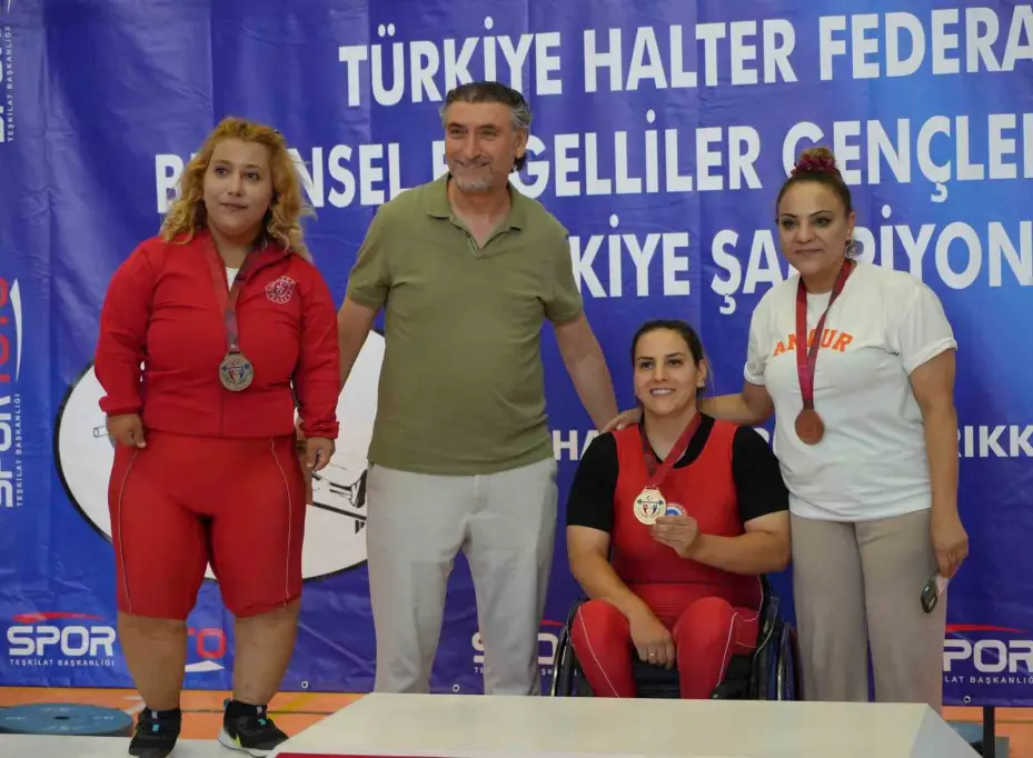 Bedensel engelli sporcular, Türkiye Şampiyonası’nda güçlerini gösterdi