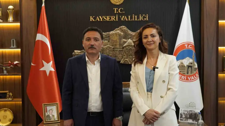 Develi’de gençlere destek