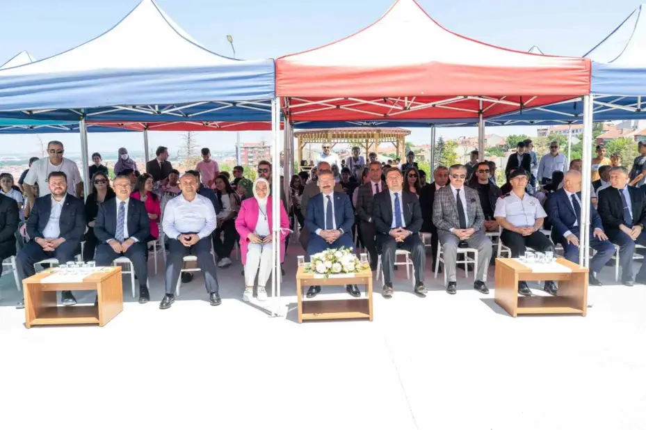 Sabri Kılıçoğlu Ortaokulu ve Süleyman Şah Anadolu Lisesi’nin açılış töreni yapıldı