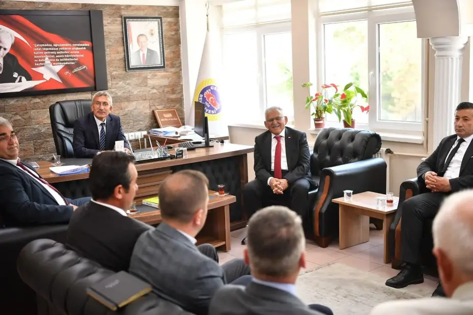 Kayseri Büyükşehir, Sivas’ın 10 belediyesi ile kardeş oldu