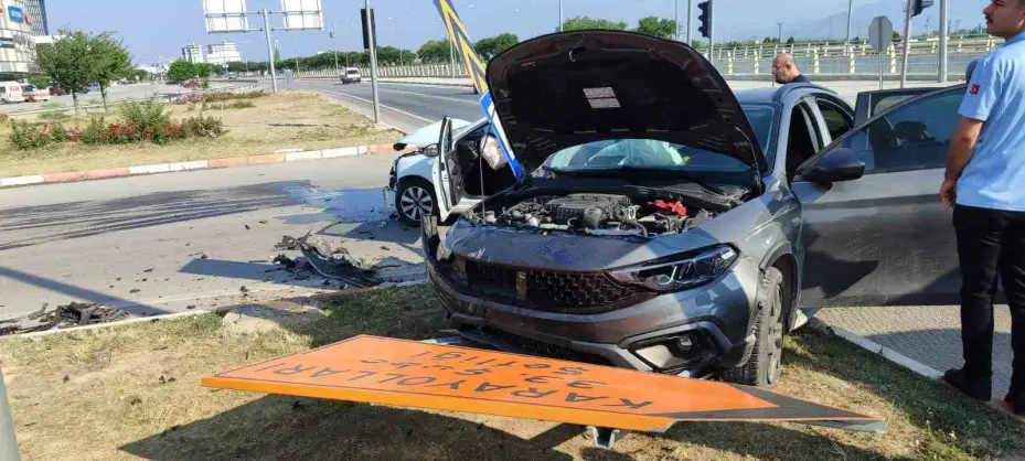 Karaman’da otomobiller çarpıştı: 1 yaralı
