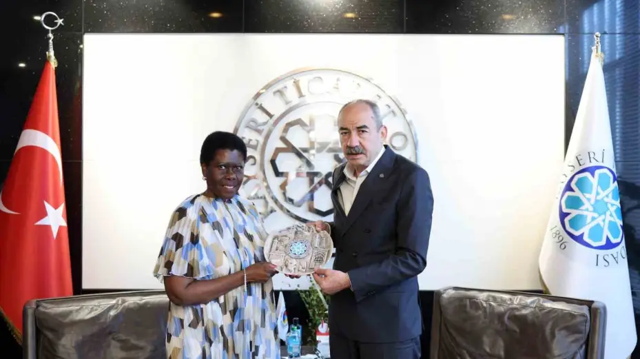 Kırgızistan ve Güney Afrika Büyükelçilerinden KTO’ya ziyaret