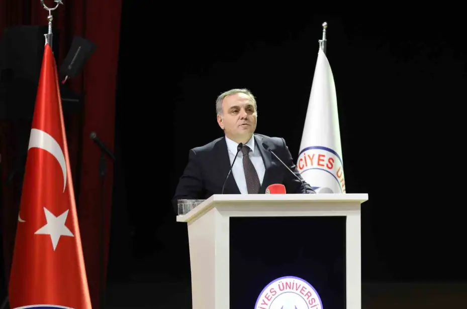 ERÜ’de "2024 Yılı Araştırma Performansı Değerlendirme Toplantısı ve Ödül Töreni" düzenlendi