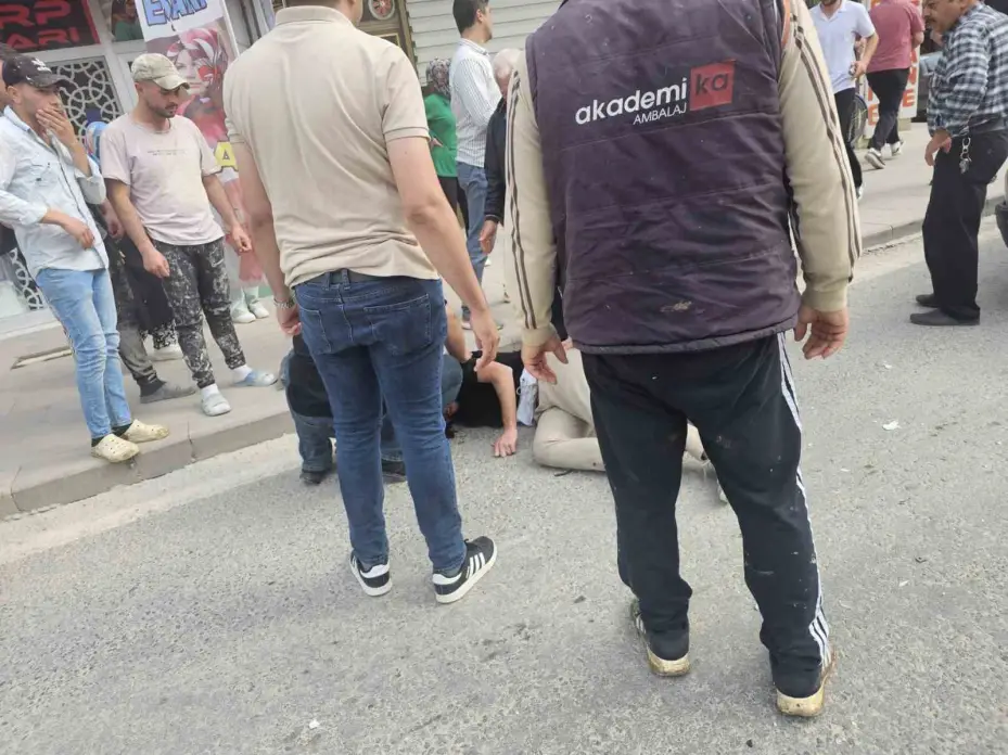 Ilgın’da otomobil ile motosiklet çarpıştı: 1 yaralı